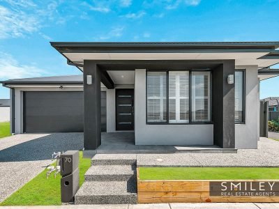 70 farm crescent, DONNYBROOK, VIC 3064